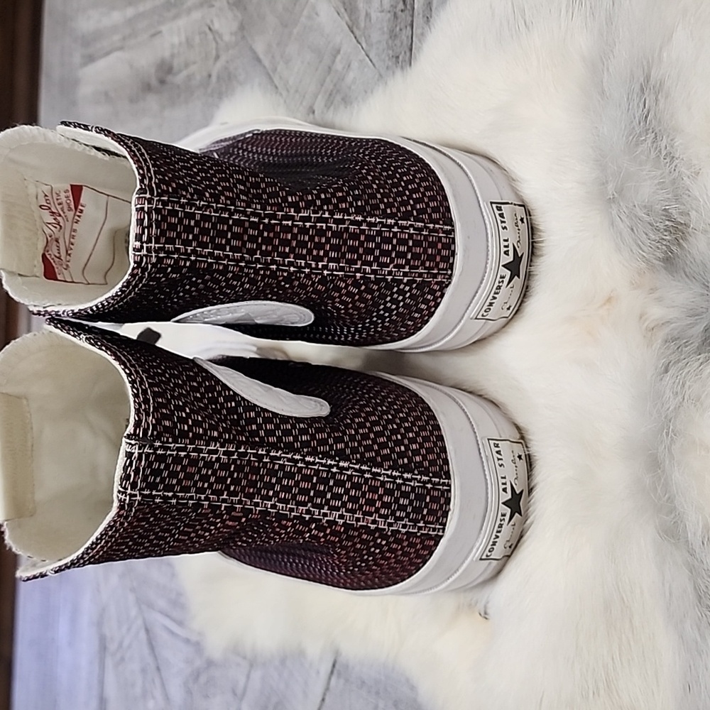 Converse High-Top Sneakers in Black and Burgundy Woven - Picture 3 of 5
